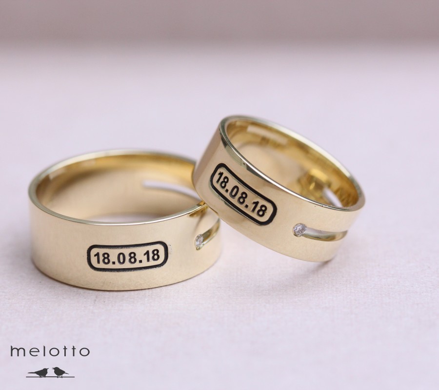 Обручальные кольца с датой