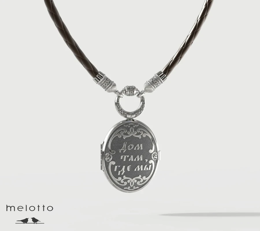 Овальный медальон с кожаным шнурком