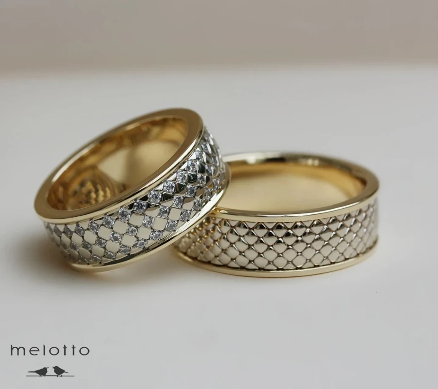 Уникальные обручальные кольца с бриллиантами