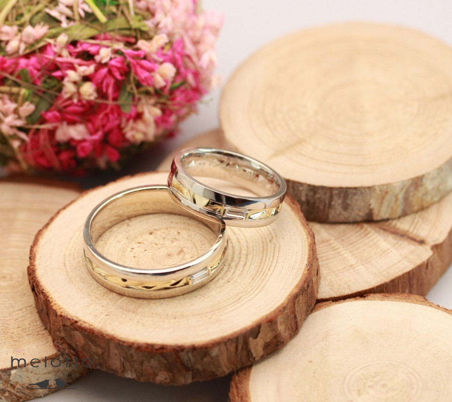 Обручальные кольца с прямоугольным бриллиантом