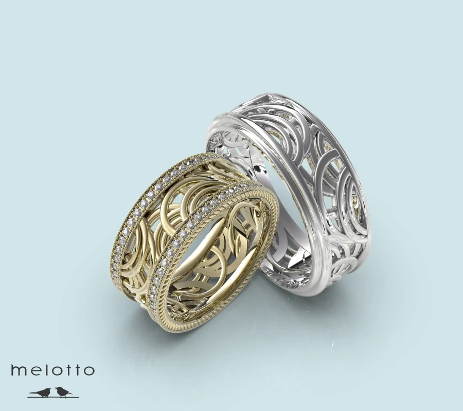 Парные обручальные кольца с орнаментом и бриллиантами