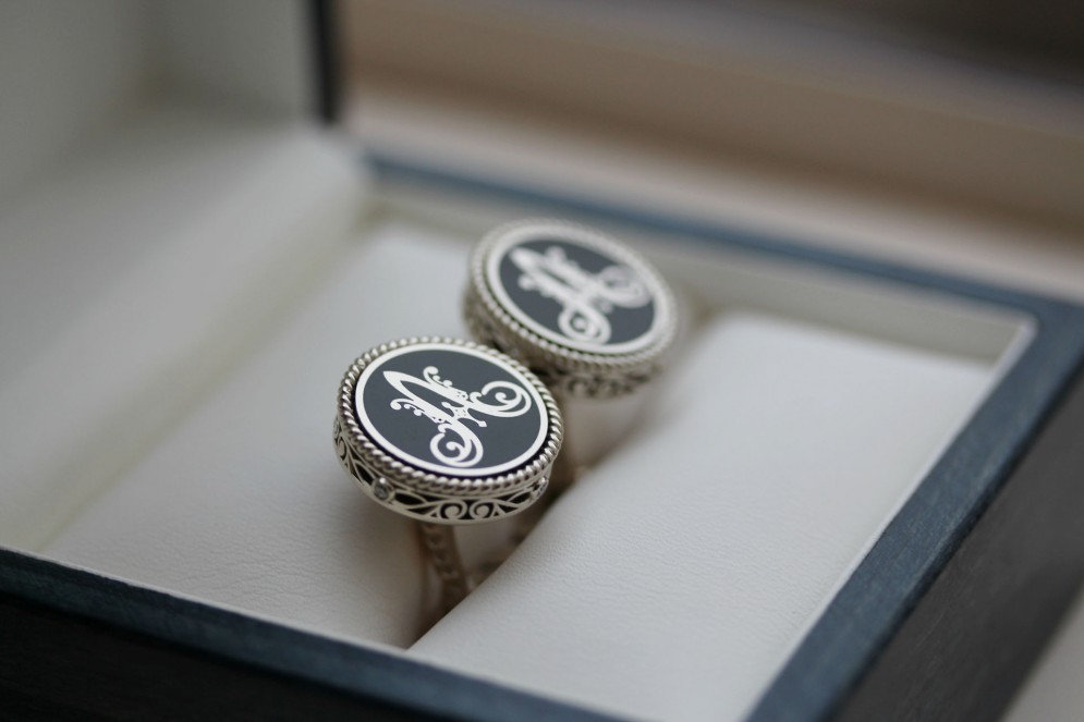 Запонки и зажимы