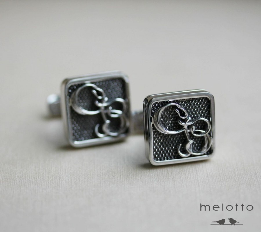 Запонки с инициалами из серебра с чернением