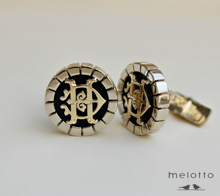 Золотые запонки с ониксом и монограммой НЭ