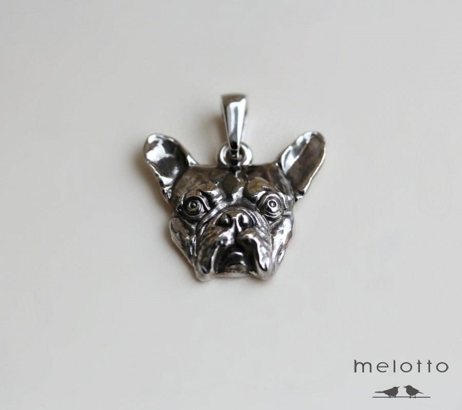 Кулон изготовленный по фотографии собаки Бульдог