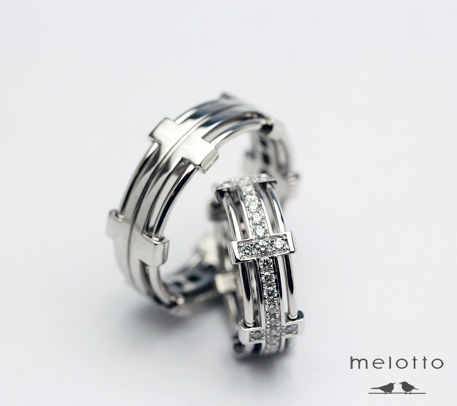 Обручальные кольца в белом золоте