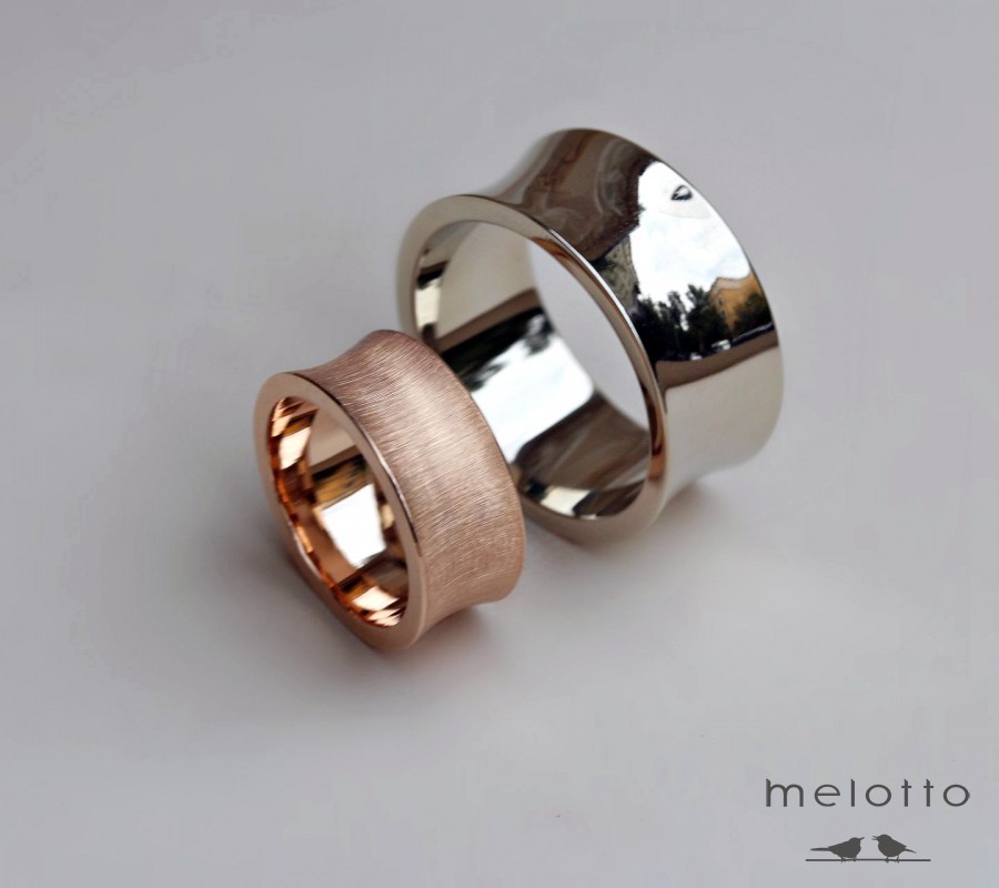 Широкие вогнутые двухцветные обручальные кольца