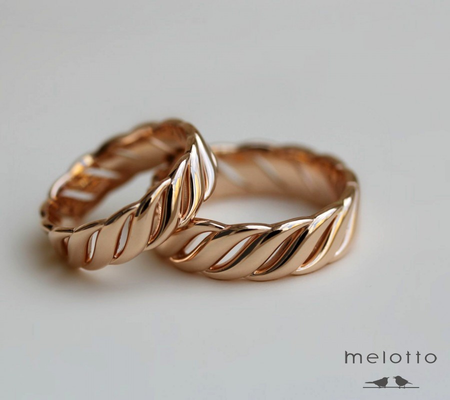 Обручальные кольца красное золото