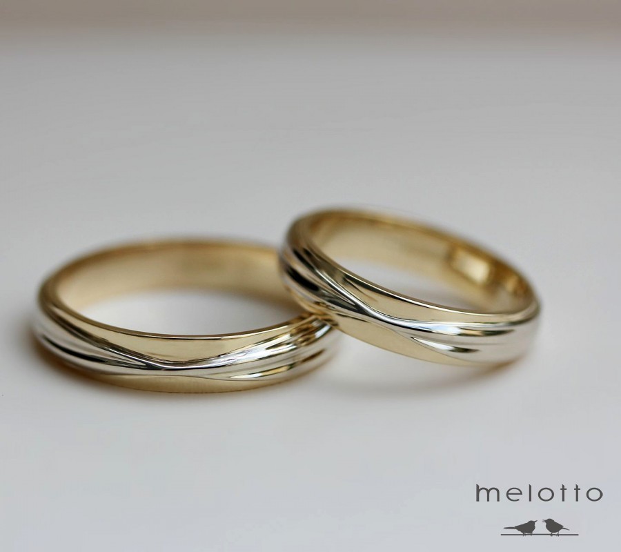 Двухцветные обручальные кольца Мебиус