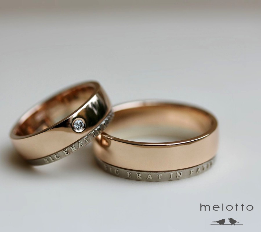 Обручальные кольца Корона с именами