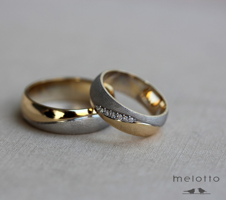 Обручальные кольца Корона с именами