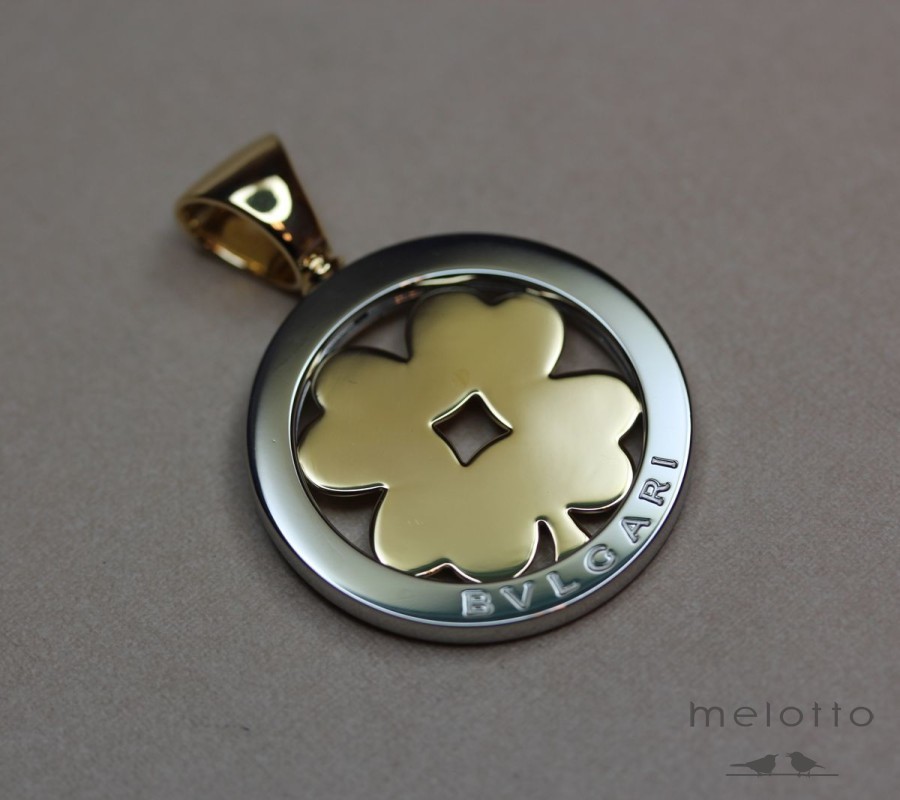 Кулон Булгари