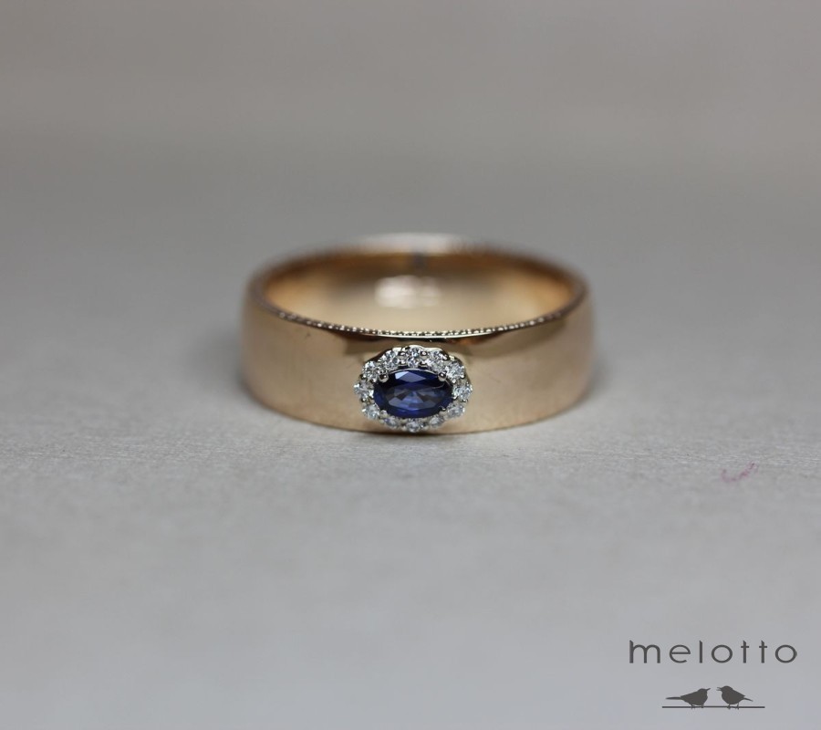 Кольцо изготовлено по эскизу заказчика