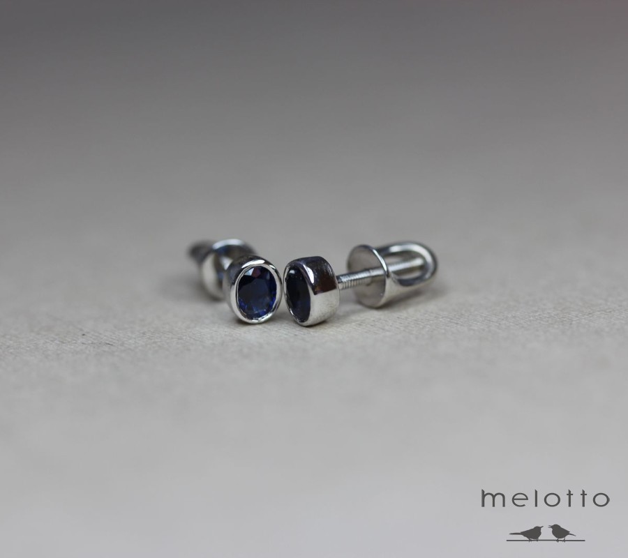 Детские пусеты с камнями